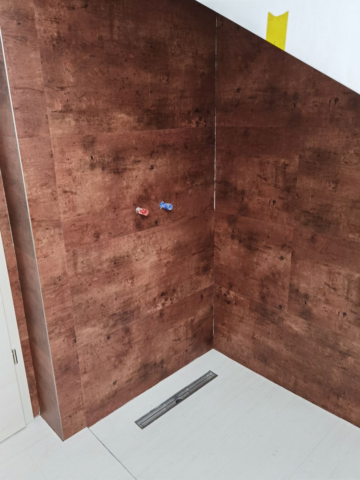 Vinylboden in Holzoptik im Badezimmer – Bodenleger München